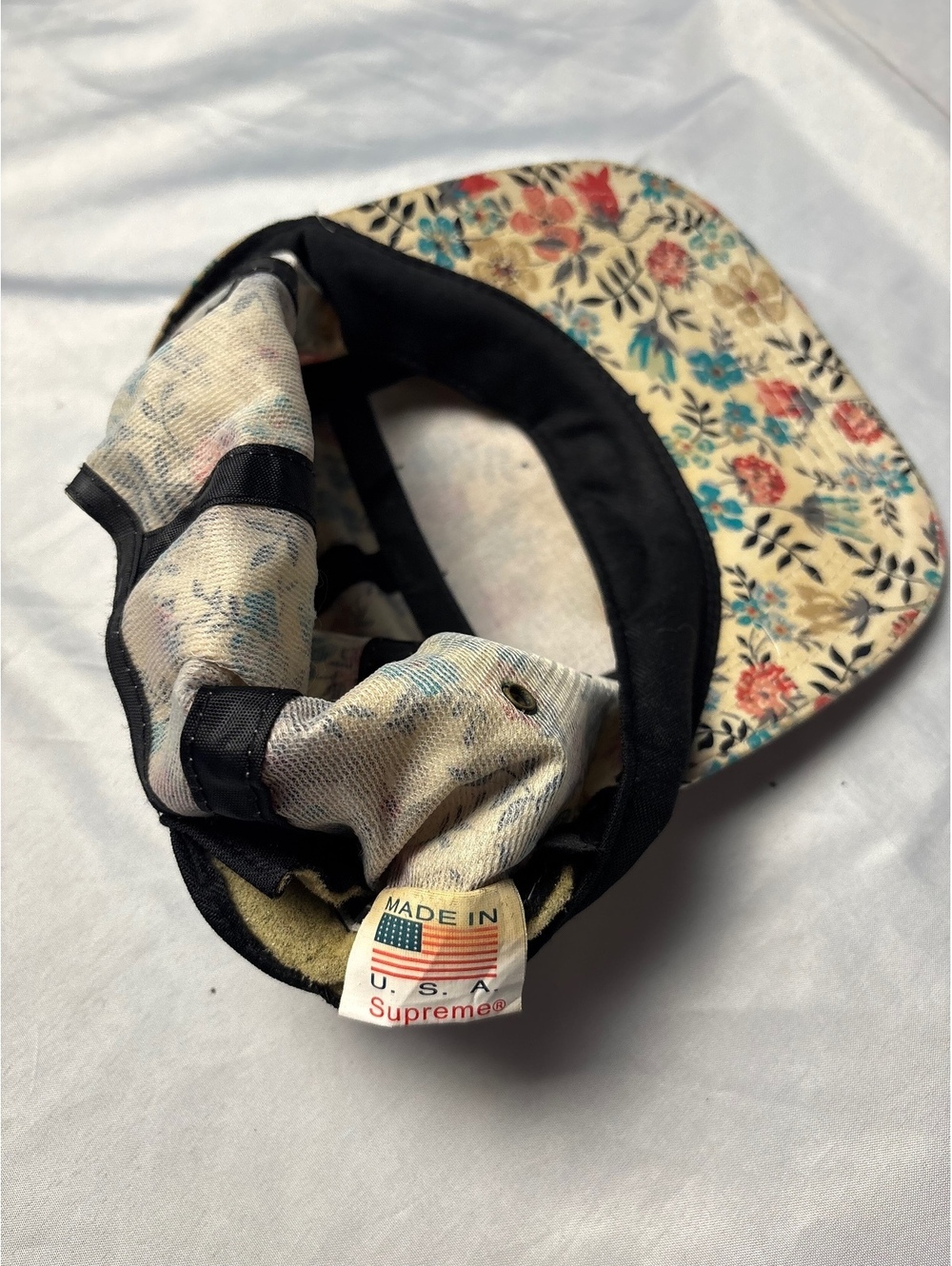 Supreme Floral Pattern Adjustable Cap - Picture 8 of 8